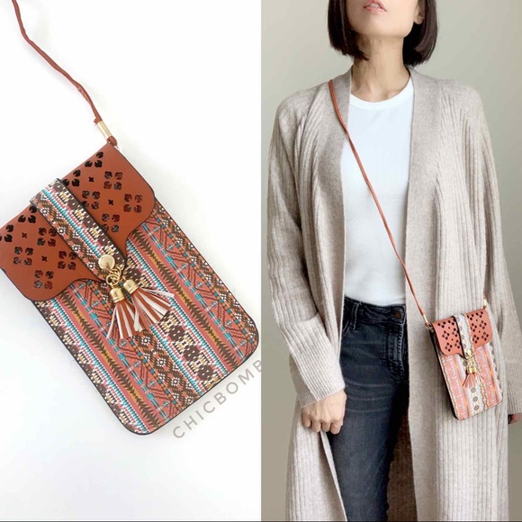 VEGAN LEATHER AZTEC BOHEMIAN CROSSBODY MINI BAG. - Picture 1 of 6